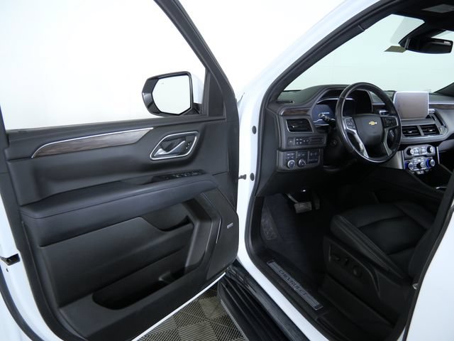 Used 2022 Chevrolet Tahoe LT w/ LT Signature Package AWD/4WD image 17