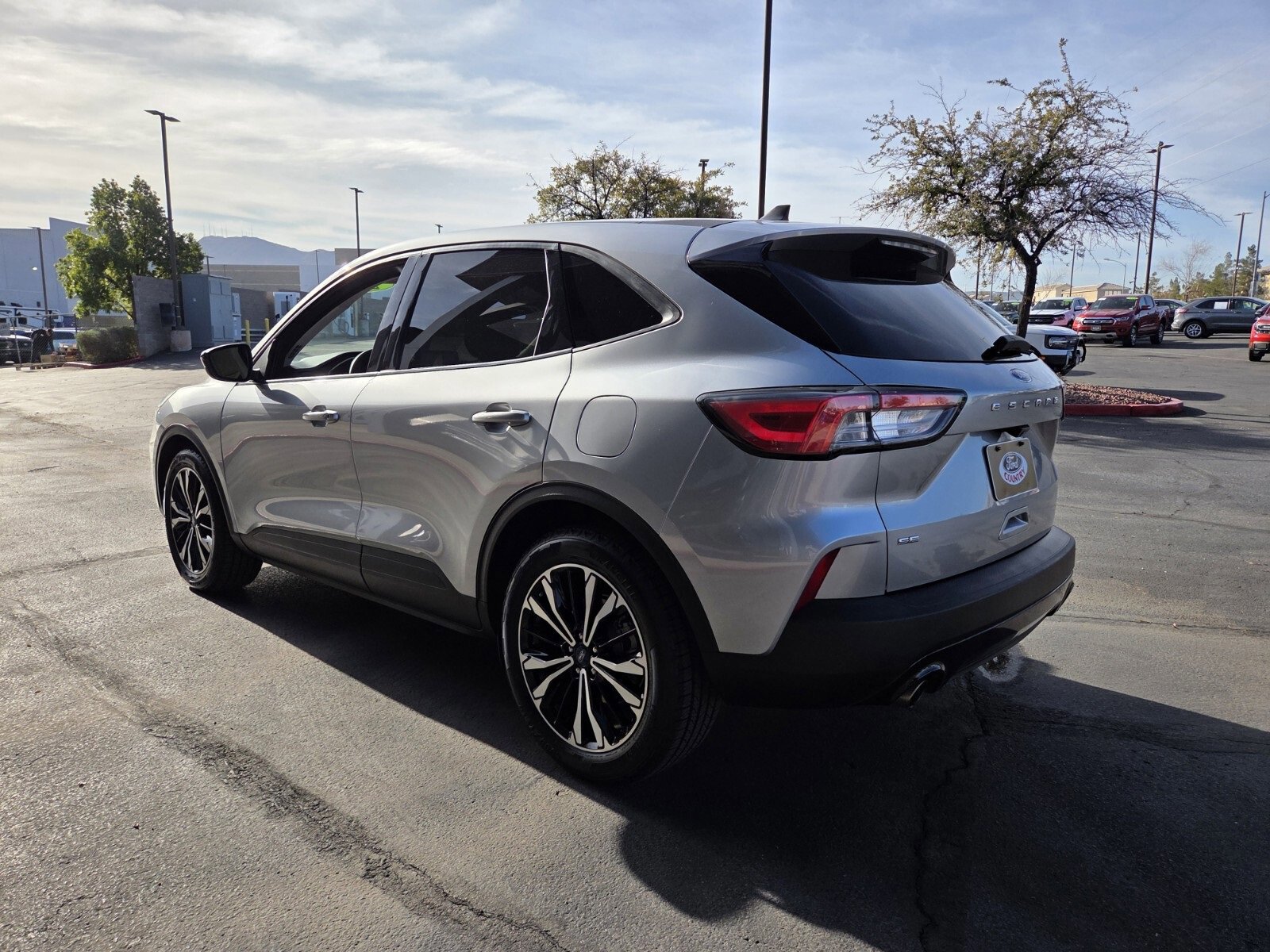 Certified 2021 Ford Escape SE w/ SE Sport Appearance Package image 3