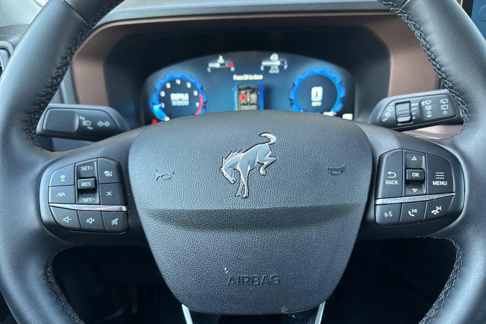 Certified 2025 Ford Bronco Sport Outer Banks w/ Outer Banks Tech Package+ AWD/4WD image 25