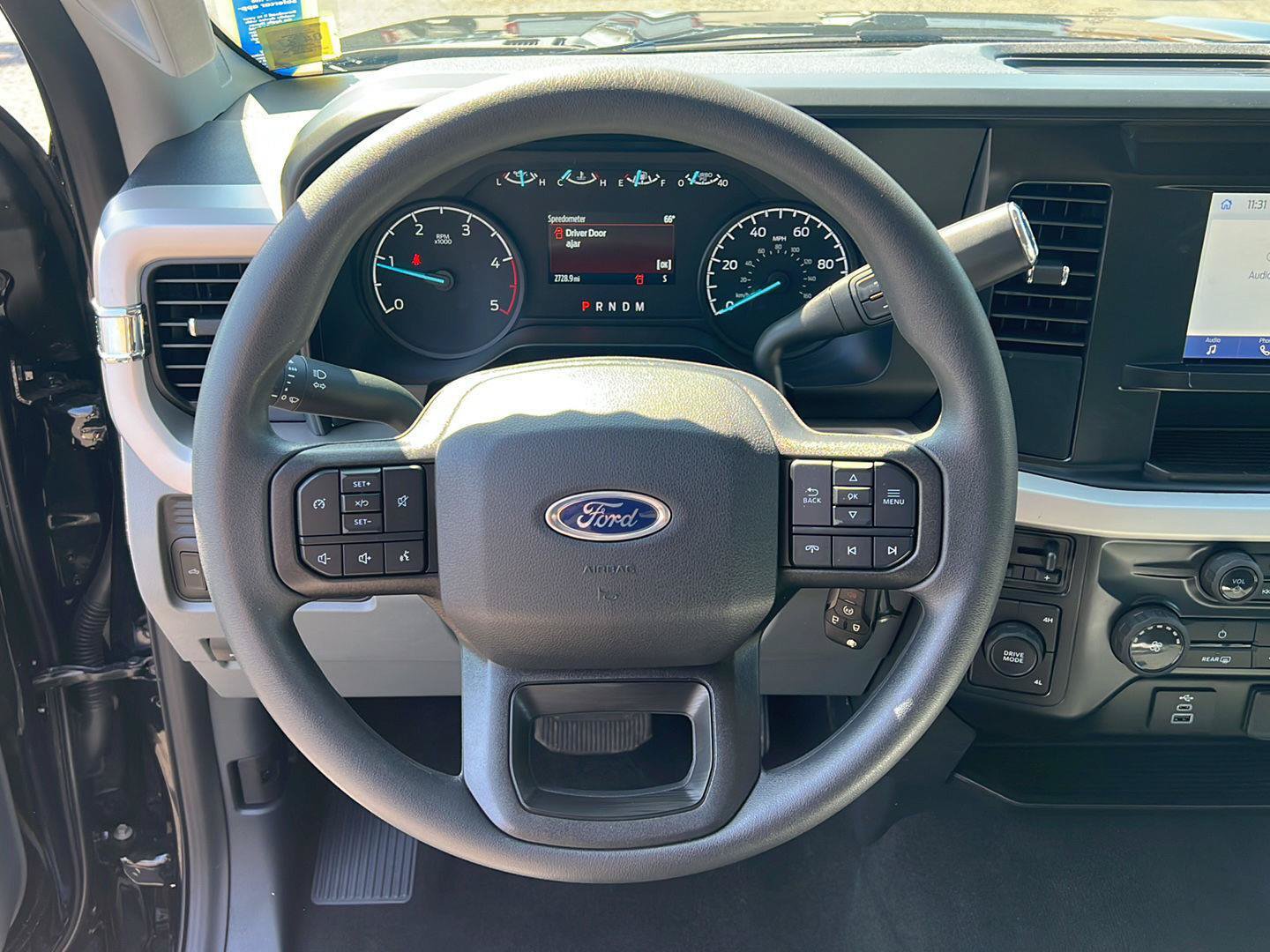 Certified 2025 Ford F450 XLT w/ 360-Degree Camera Package AWD/4WD image 9