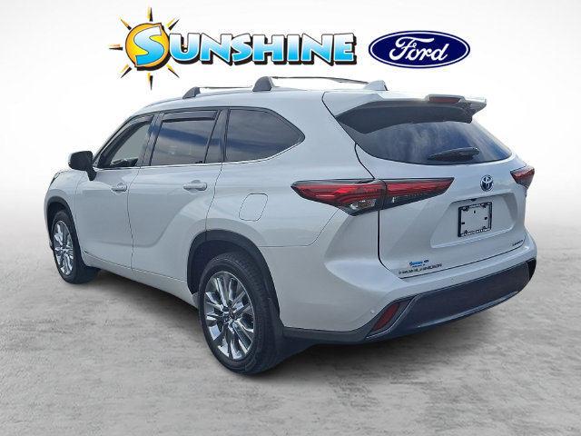 Used 2023 Toyota Highlander Limited AWD/4WD image 4