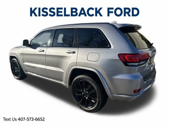 Used 2017 Jeep Grand Cherokee Altitude image 5
