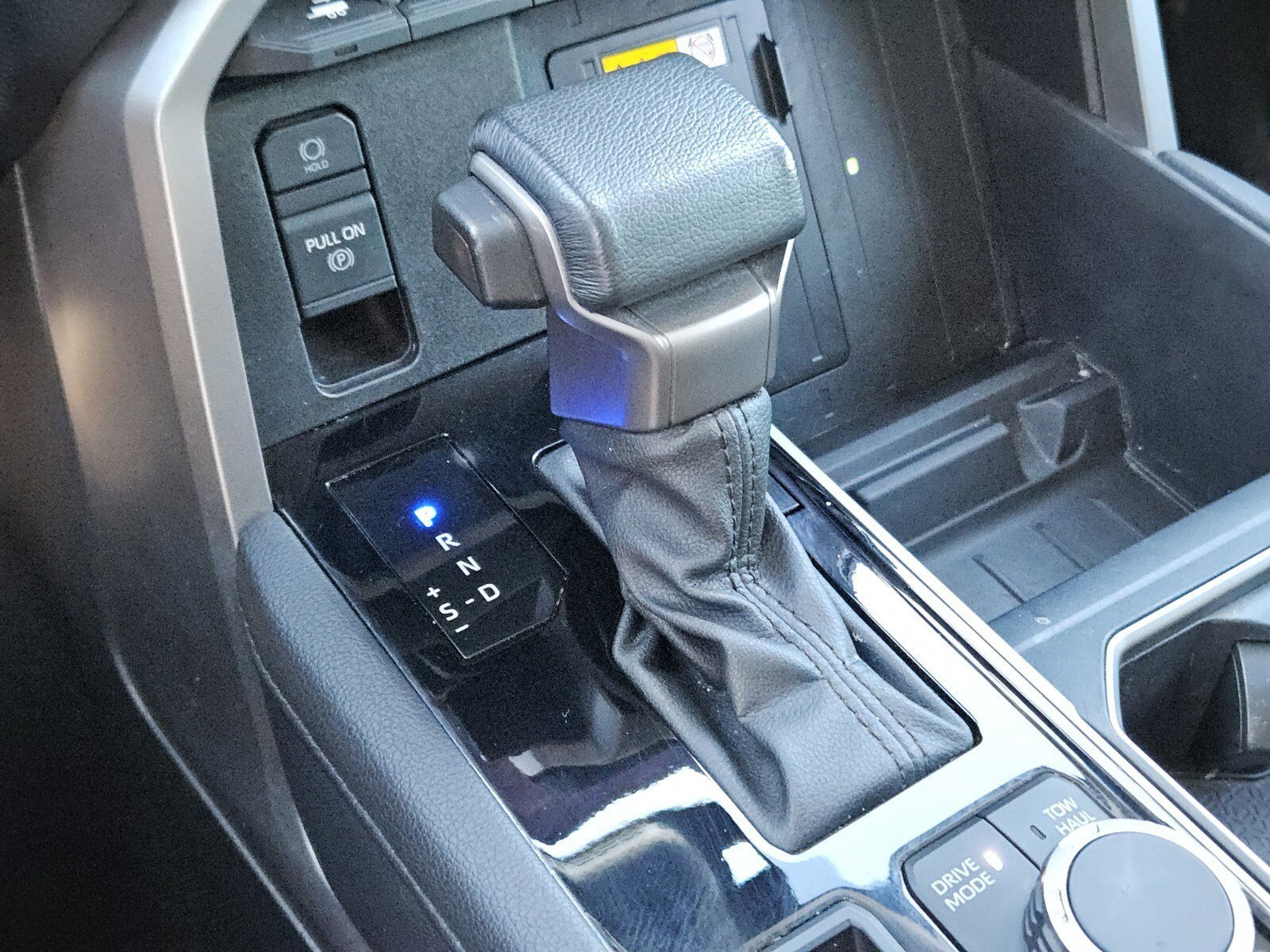 Used 2024 Toyota Tundra Limited image 27