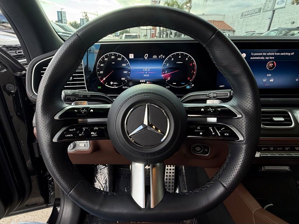 Used 2025 Mercedes-Benz GLS 450 4MATIC image 24