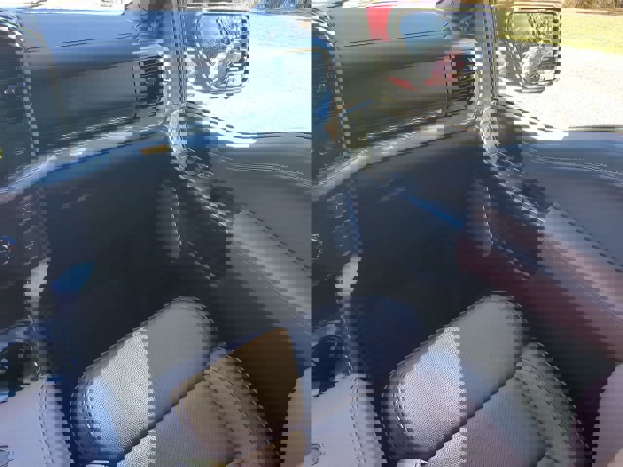 Certified 2025 Ford F150 King Ranch image 15