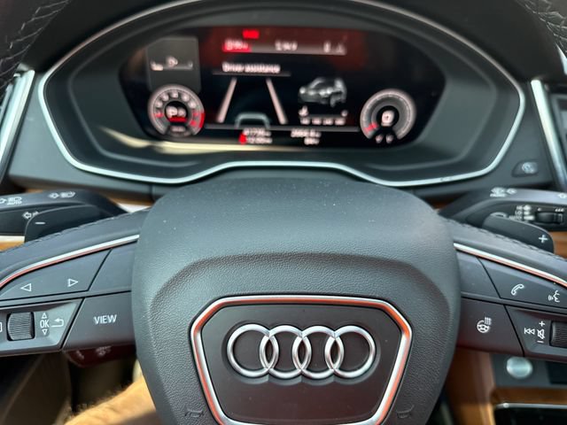 Used 2022 Audi Q5 2.0T Premium Plus w/ Premium Plus Package AWD/4WD image 33