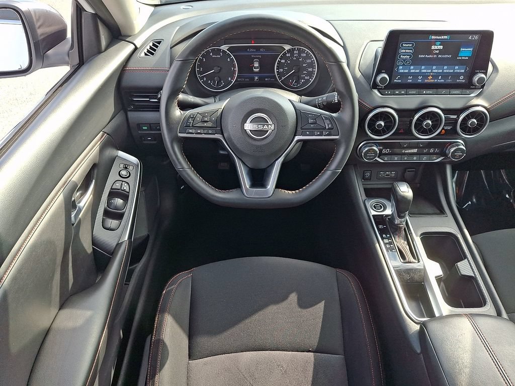 Used 2025 Nissan Sentra SR FWD image 11