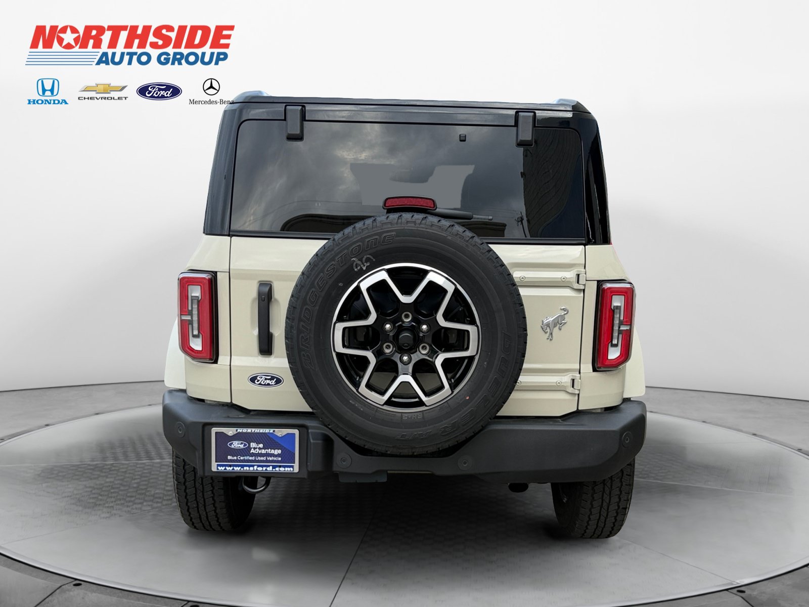Certified 2026 Ford Bronco Outer Banks AWD/4WD image 6