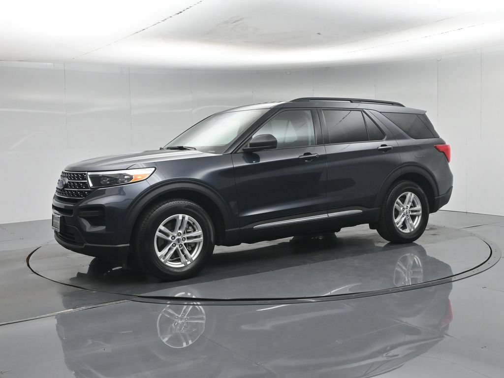 Certified 2023 Ford Explorer XLT RWD image 27