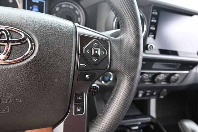 Used 2023 Toyota Tacoma TRD Sport AWD/4WD image 16