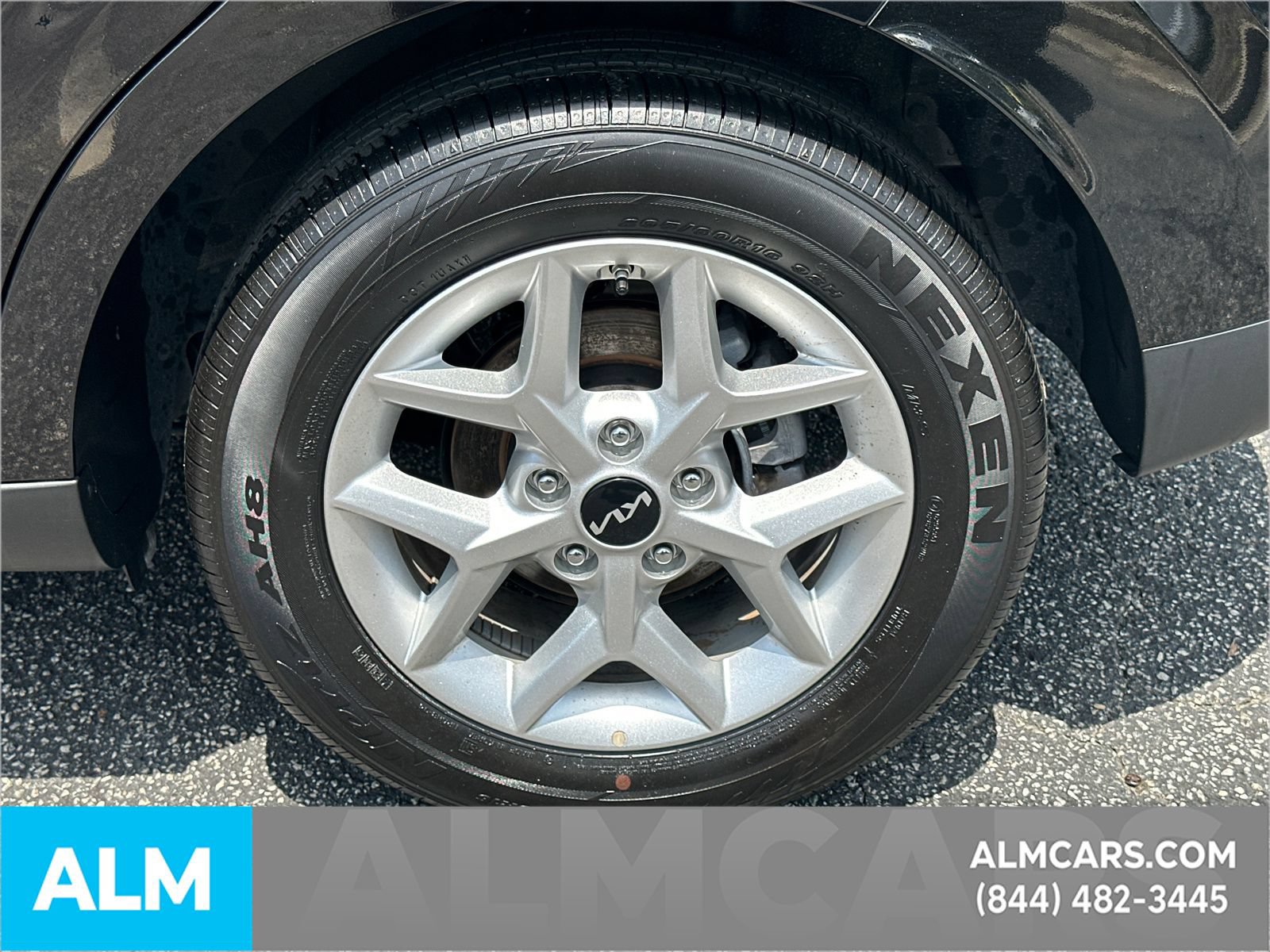 Used 2025 Kia Soul LX w/ LX Technology Package FWD image 22