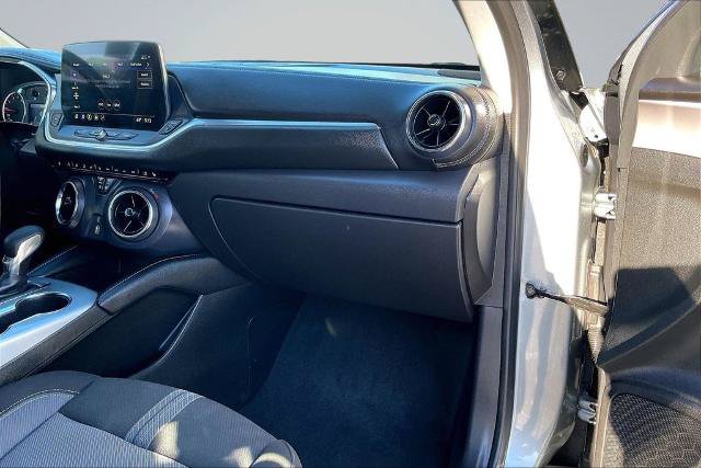 Used 2025 Chevrolet Blazer LT FWD image 17