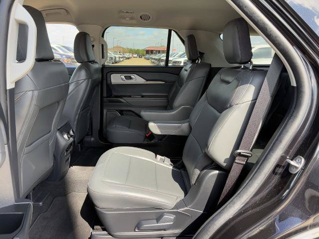 Certified 2025 Ford Explorer Active w/ Active Comfort Package RWD image 27