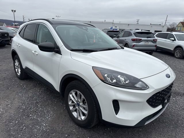 Certified 2022 Ford Escape SE w/ Convenience Package AWD/4WD image 4