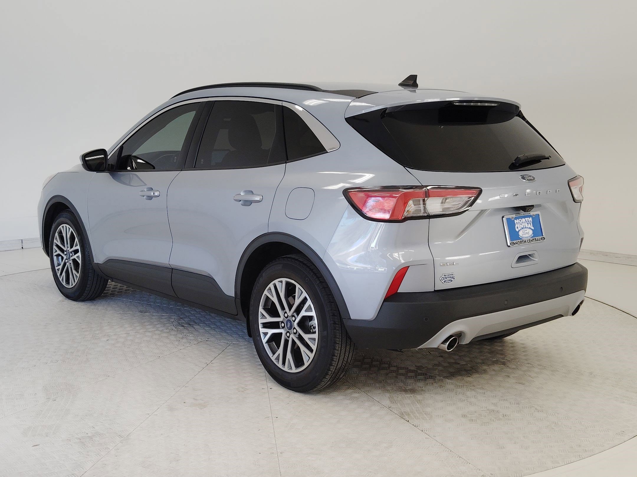 Certified 2022 Ford Escape SEL w/ Technology Package image 4