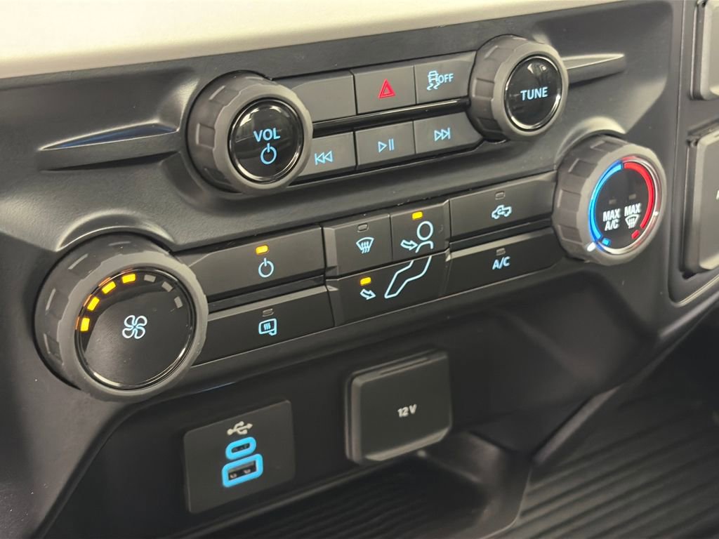 Certified 2025 Ford F350 XL w/ Snow Plow Prep Package image 20