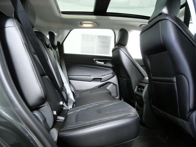 Certified 2024 Ford Edge Titanium w/ Equipment Group 301A AWD/4WD image 12
