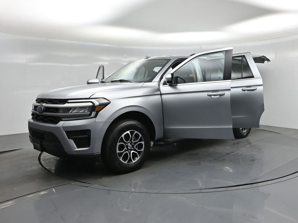 Certified 2024 Ford Expedition Max XLT image 34