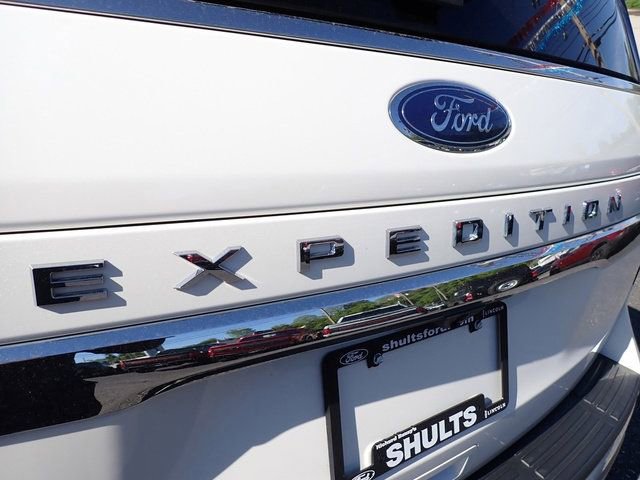 Certified 2024 Ford Expedition Limited AWD/4WD image 5