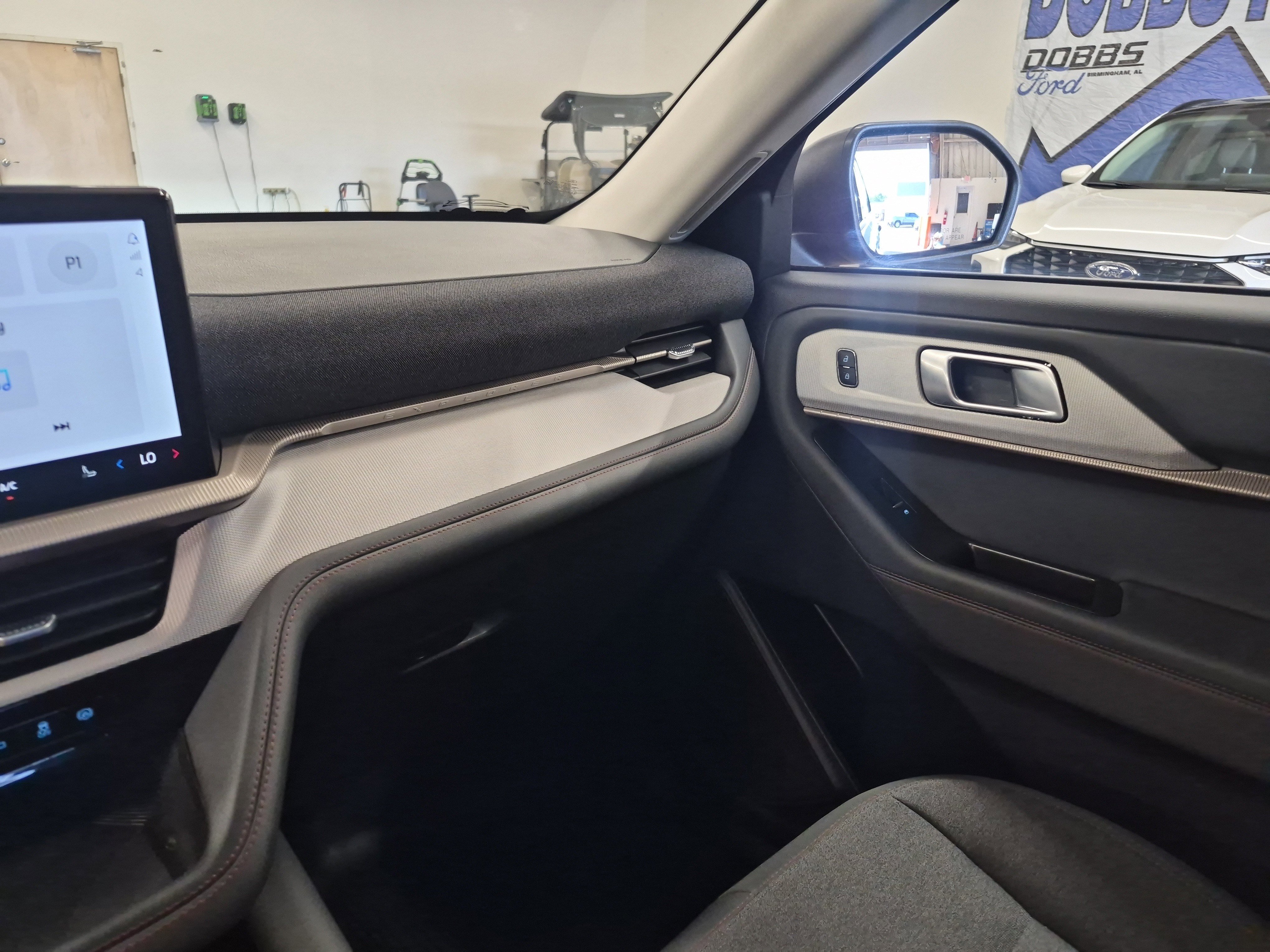 Certified 2025 Ford Explorer Active image 20