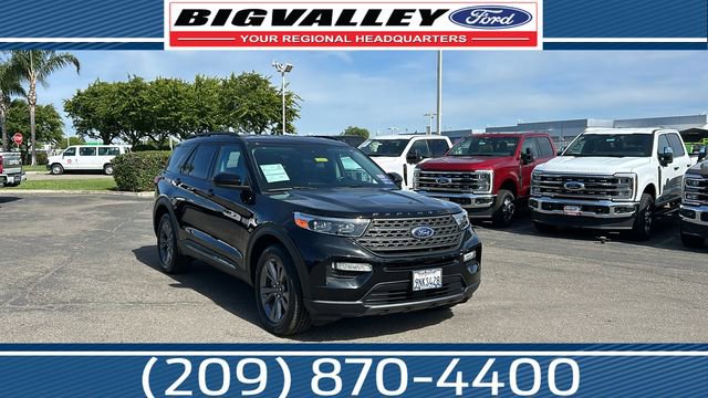 Certified 2024 Ford Explorer XLT w/ Equipment Group 202A AWD/4WD image 1