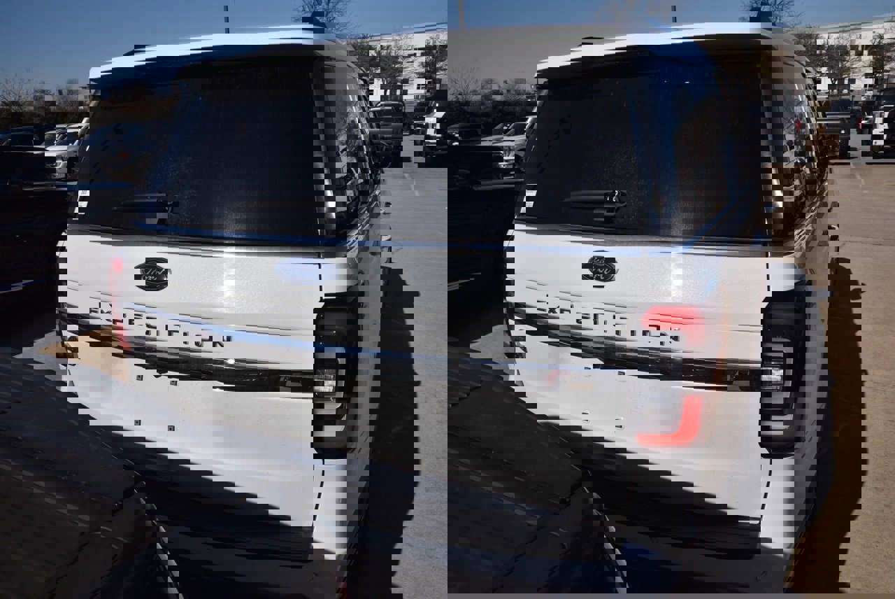 Certified 2024 Ford Expedition King Ranch image 7