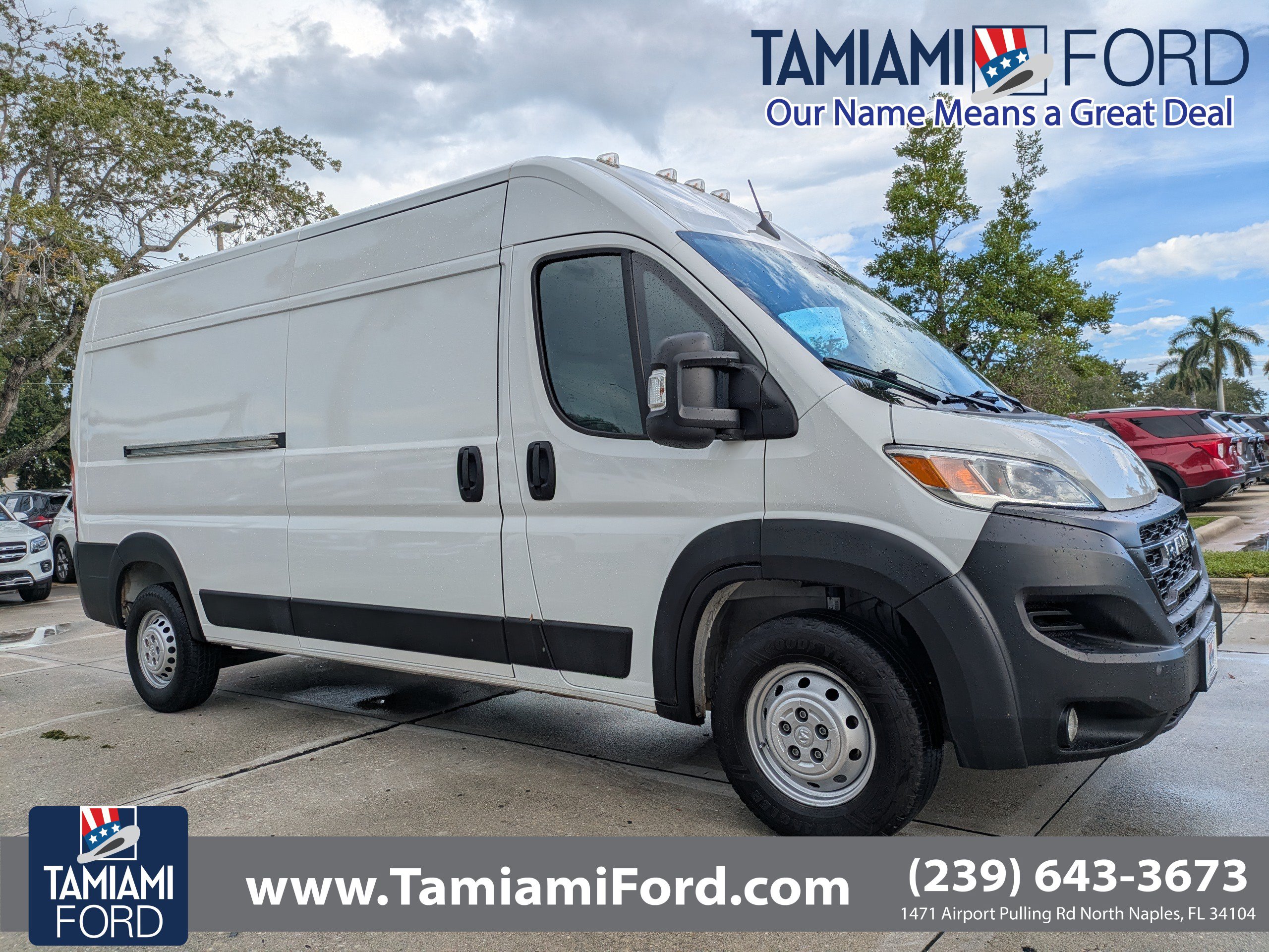 Used 2024 RAM ProMaster 2500 w/ Convenience Group FWD image 1