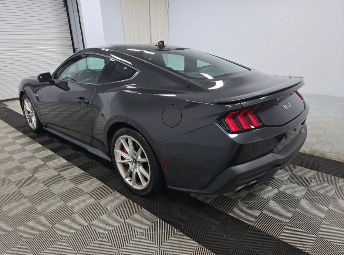 Certified 2024 Ford Mustang GT Premium RWD image 4