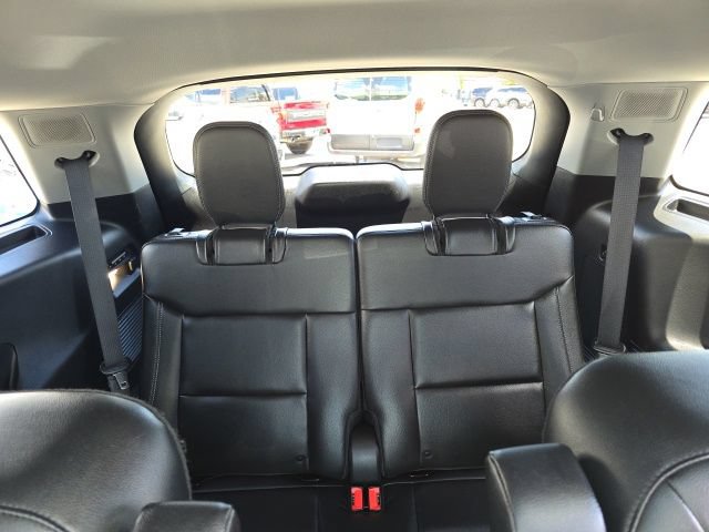 Certified 2023 Ford Explorer Limited w/ Limited Technology Package AWD/4WD image 16