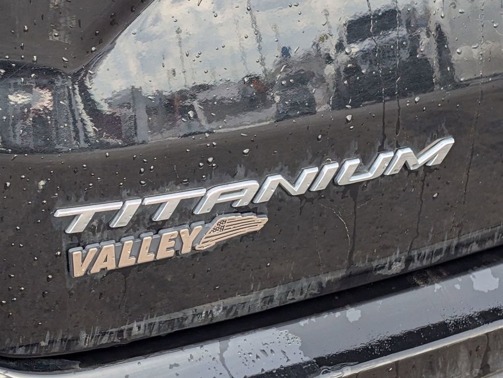 Certified 2024 Ford Edge Titanium image 12