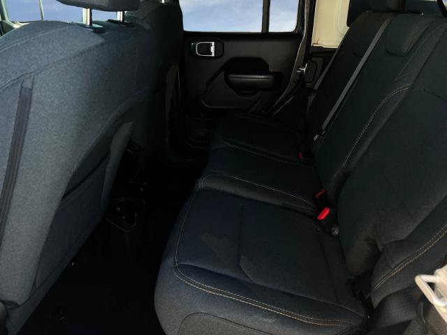 Used 2025 Jeep Wrangler Unlimited Sport AWD/4WD image 13