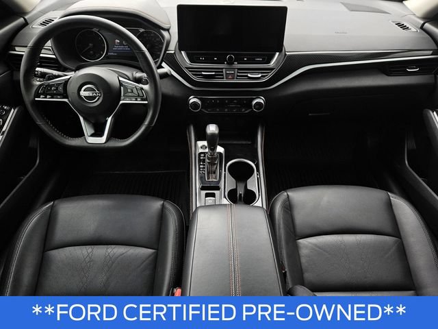Used 2023 Nissan Altima 2.5 SR w/ SR Premium Package AWD/4WD image 16