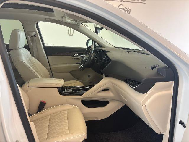 Used 2021 Buick Envision Avenir w/ Technology Package II FWD image 6