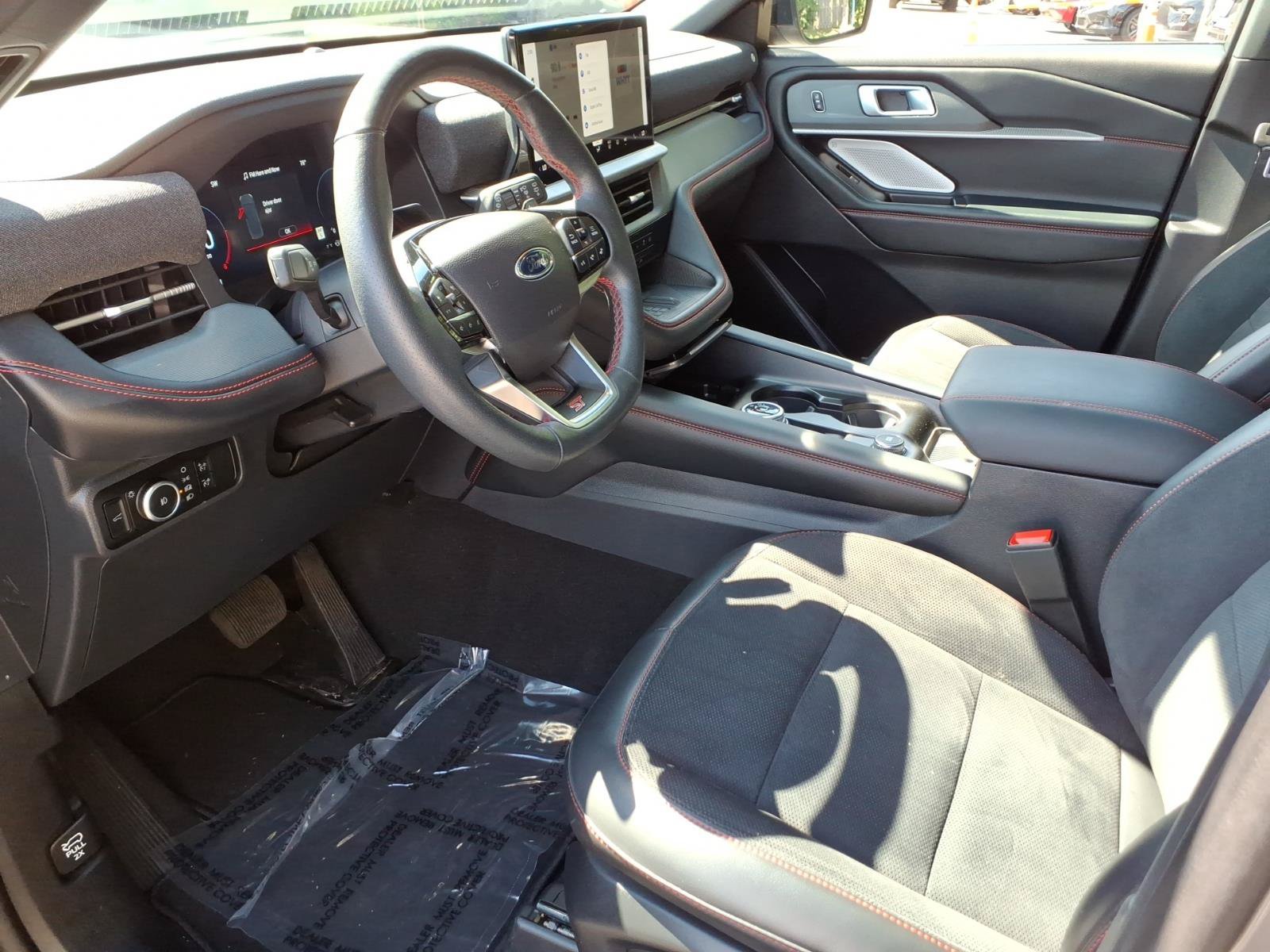 Certified 2025 Ford Explorer ST w/ Sun And Sound Package AWD/4WD image 12