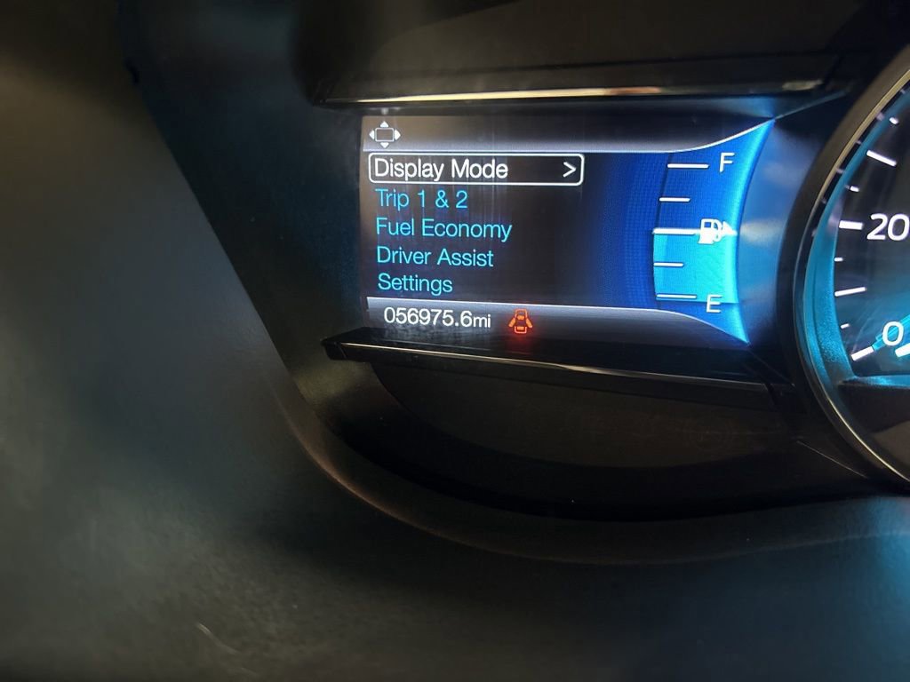 Certified 2018 Ford Explorer XLT w/ Equipment Group 202A image 16