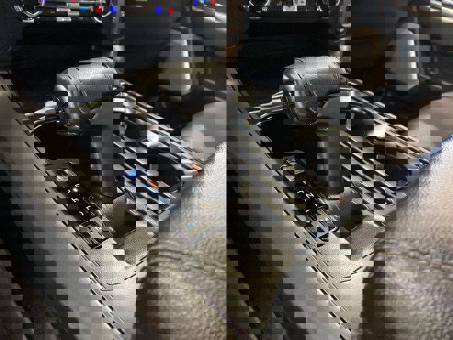 Certified 2025 Ford F150 Lariat w/ Equipment Group 502A High image 26