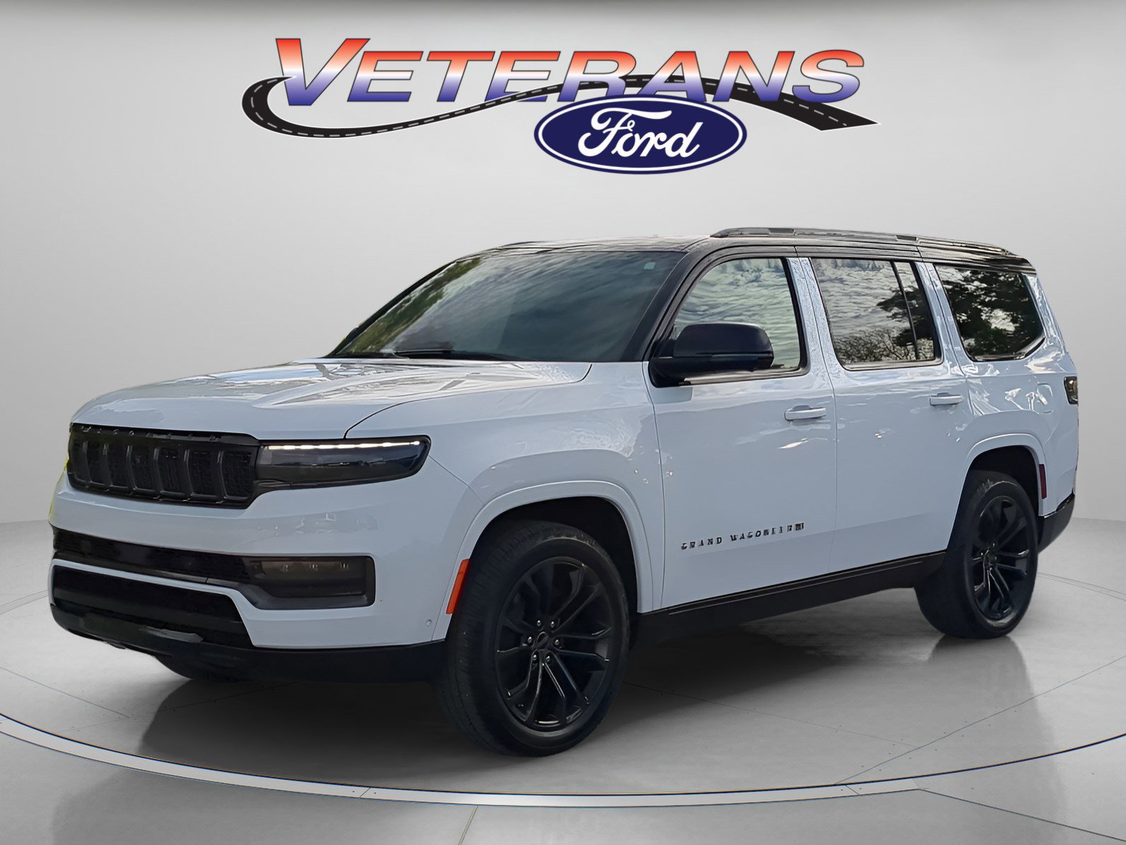 Used 2024 Jeep Grand Wagoneer Series II w/ Quick Order Packagew 28T AWD/4WD image 1