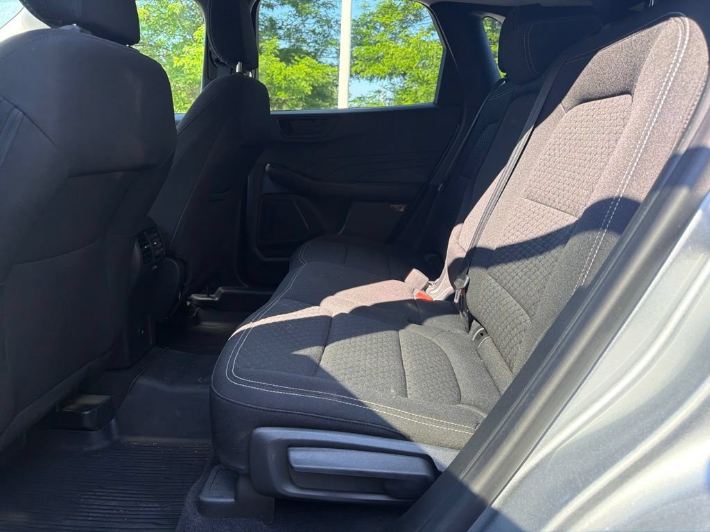 Certified 2023 Ford Escape Active AWD/4WD image 17