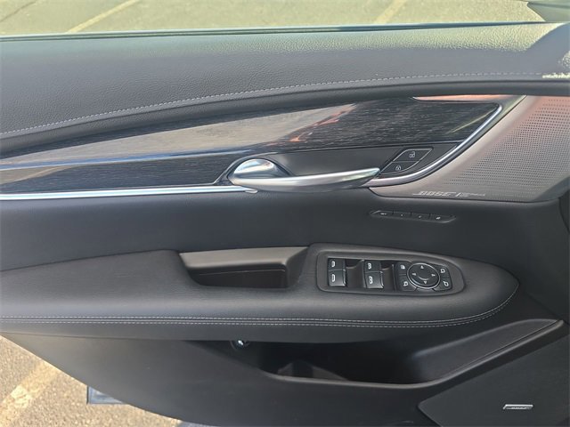 Used 2021 Cadillac XT5 Premium Luxury image 13