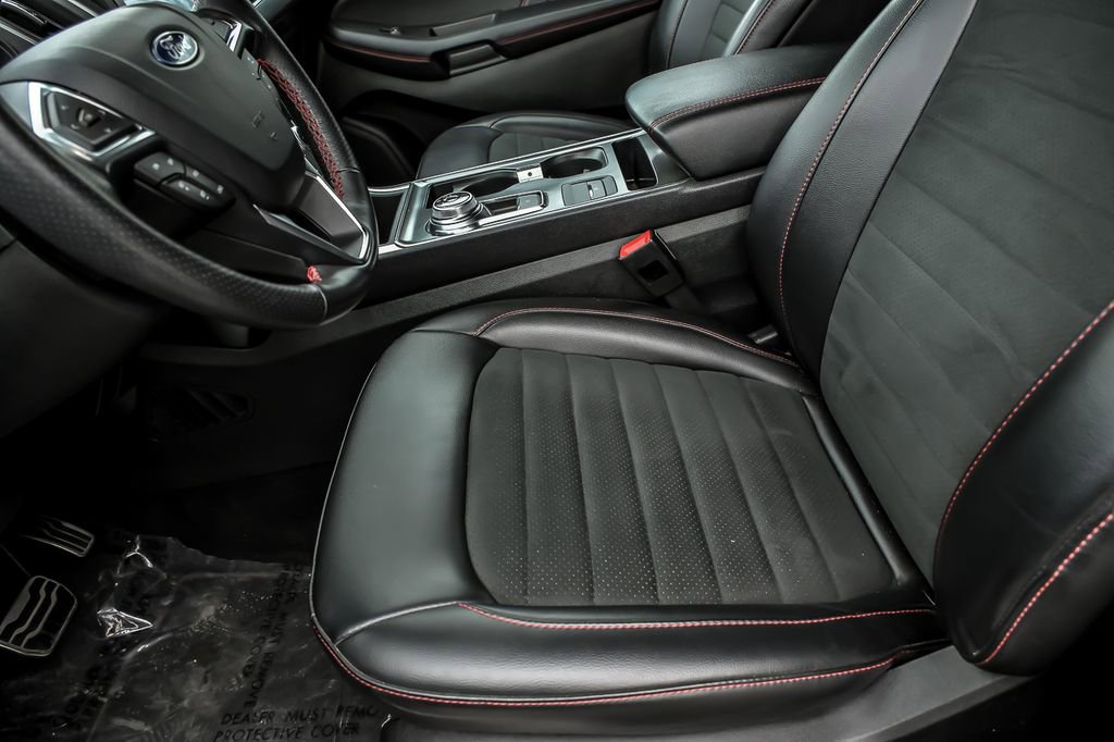 Certified 2024 Ford Edge ST-Line AWD/4WD image 15