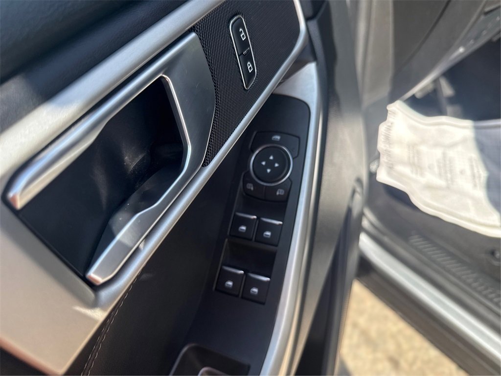 Certified 2023 Ford Explorer XLT w/ Equipment Group 202A image 25