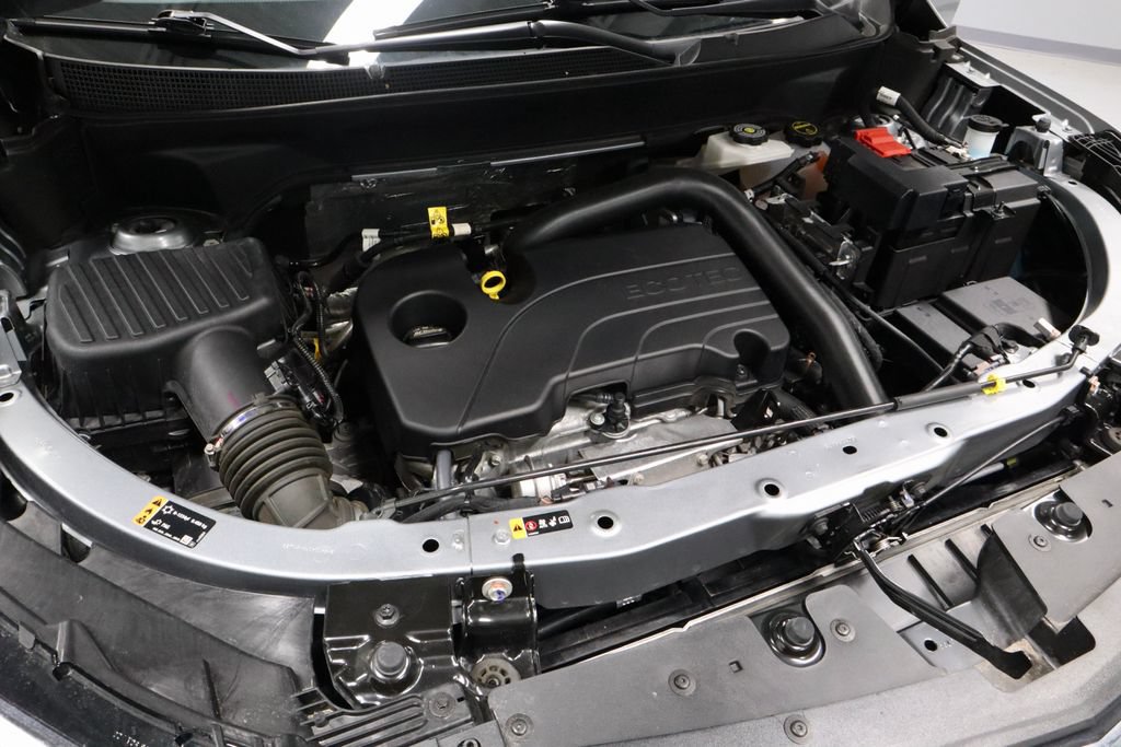 Used 2025 Chevrolet Equinox LT FWD image 16