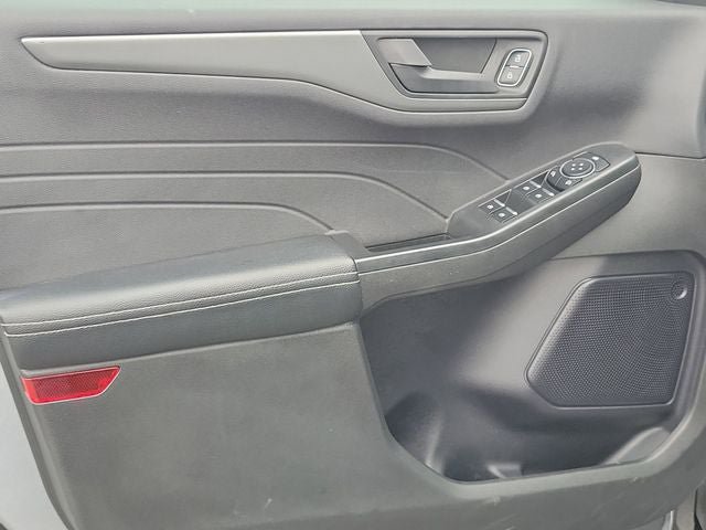 Certified 2024 Ford Escape Active AWD/4WD image 25