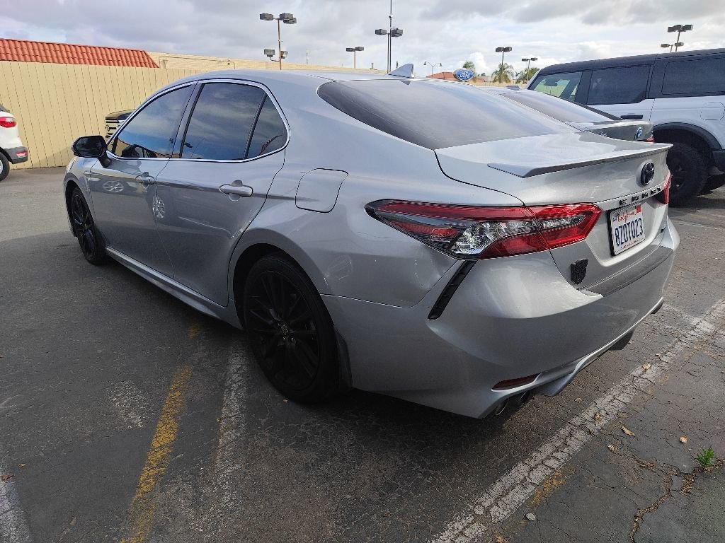 Used 2022 Toyota Camry XSE FWD image 5