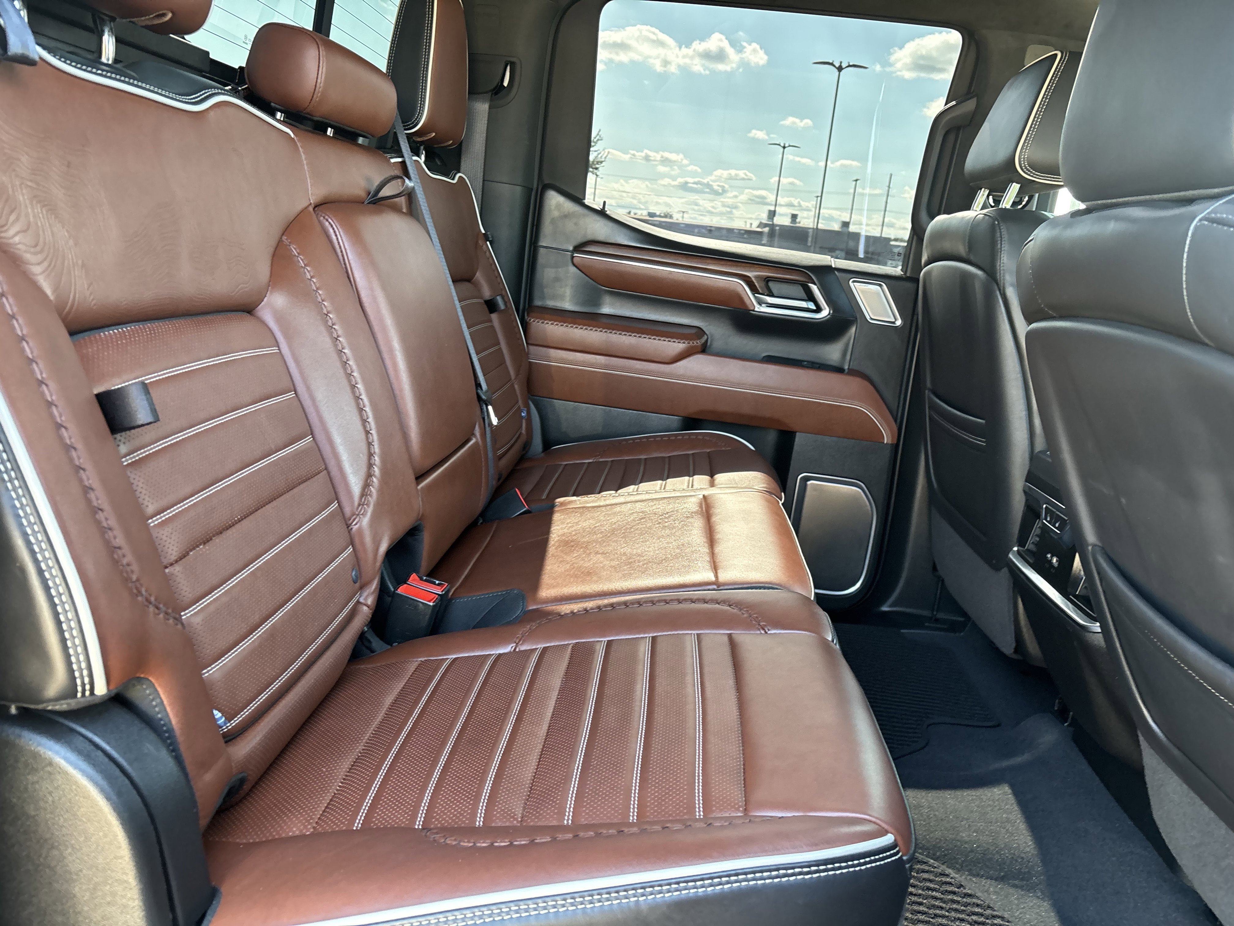 Used 2024 GMC Sierra 1500 Denali Ultimate AWD/4WD image 20