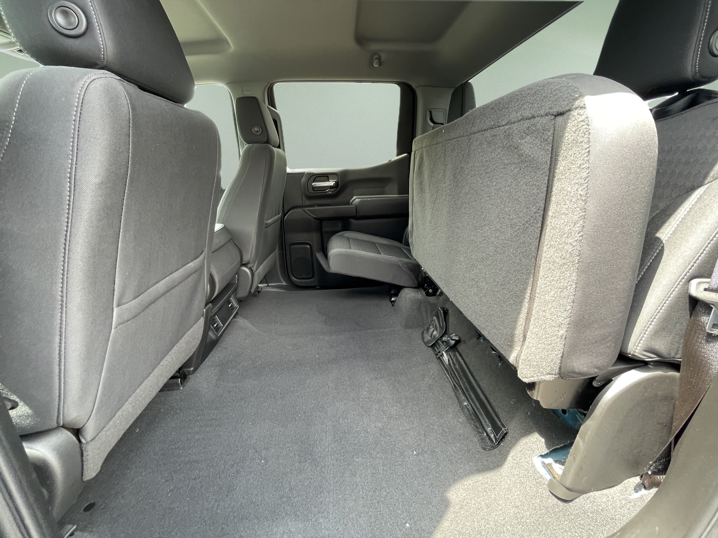 Used 2023 Chevrolet Silverado 1500 Custom w/ LPO, Dark Essentials Package AWD/4WD image 34