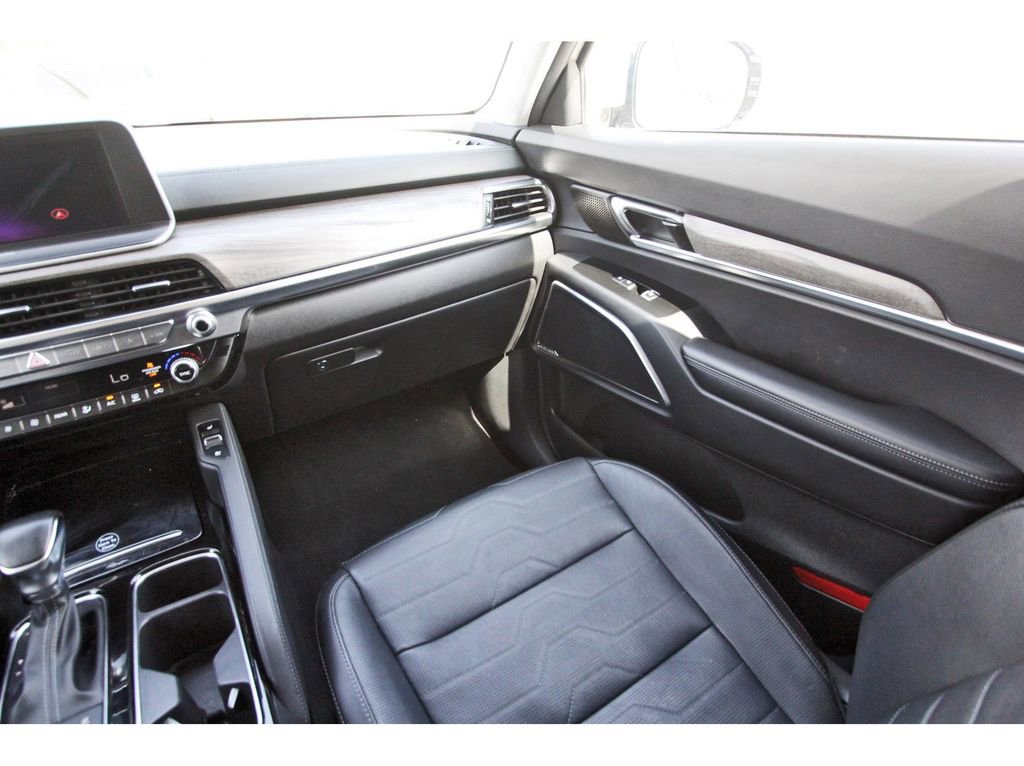 Used 2022 Kia Telluride SX w/ SX Prestige Package image 14