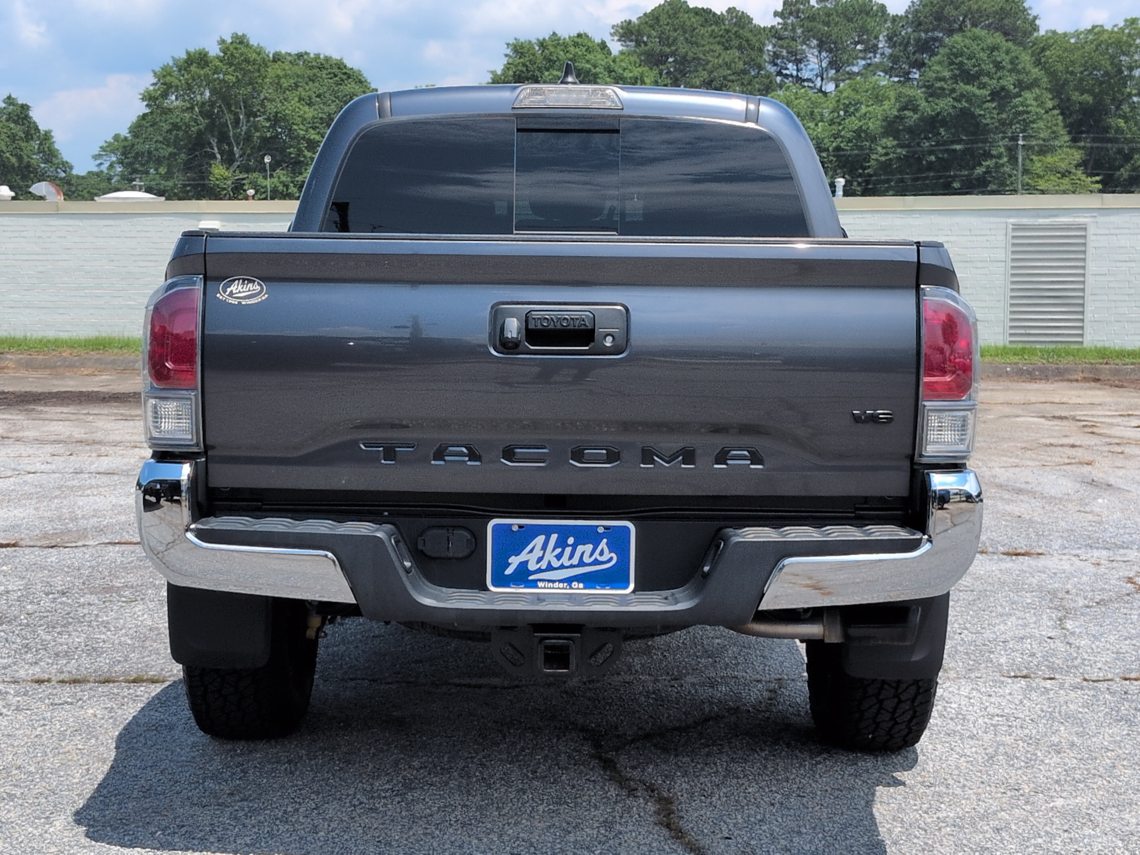Used 2020 Toyota Tacoma TRD Off-Road AWD/4WD image 4