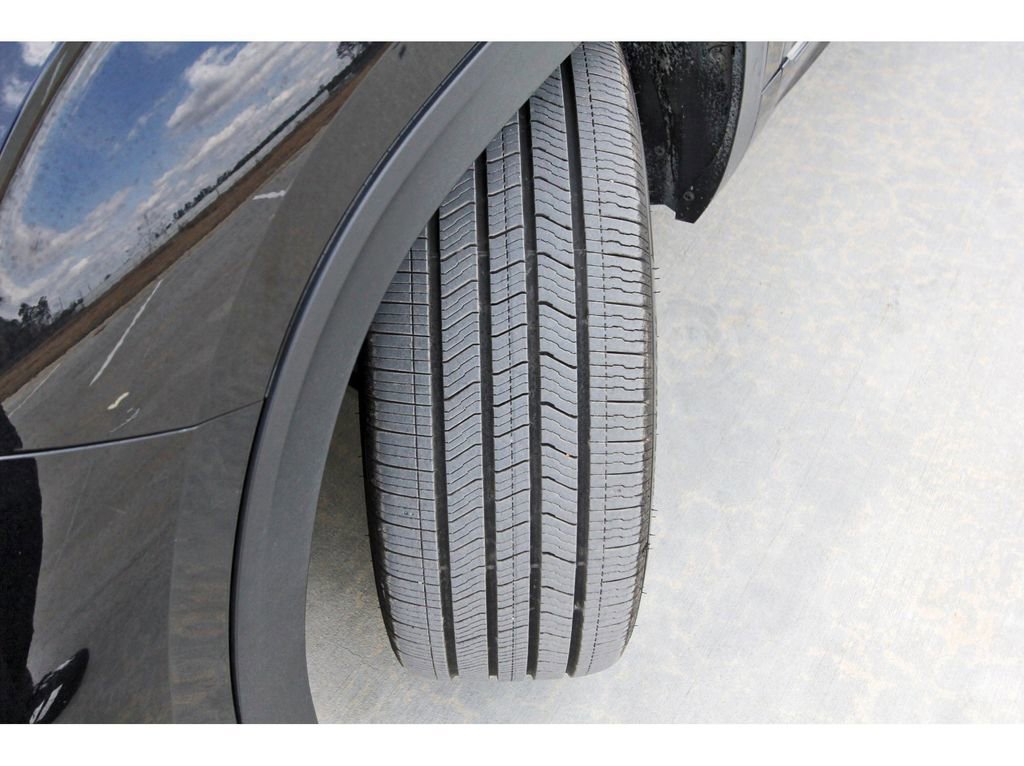 Used 2022 Volkswagen Atlas SEL Premium image 30