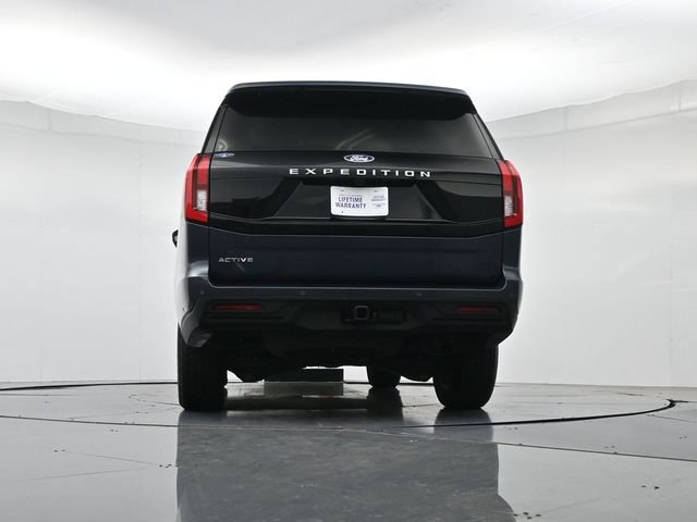 Certified 2025 Ford Expedition Active AWD/4WD image 42